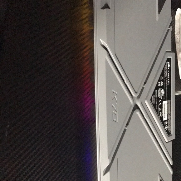 Corsair K70 RGB MK.2 SE Mechanical Gaming Keyboard - Picture 7 of 7